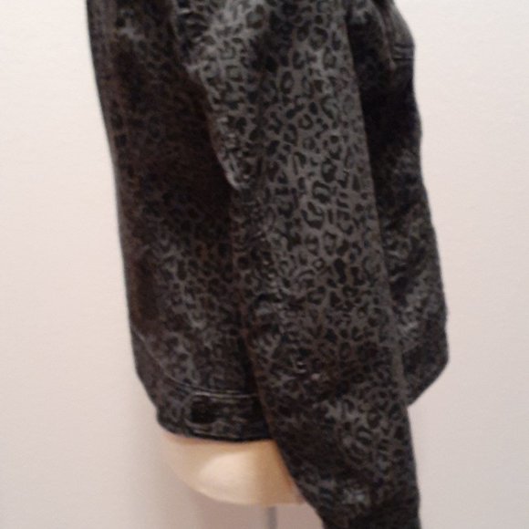 Baccini Grey Animal Zebra Print Jacket - Size Medium - Picture 3 of 4